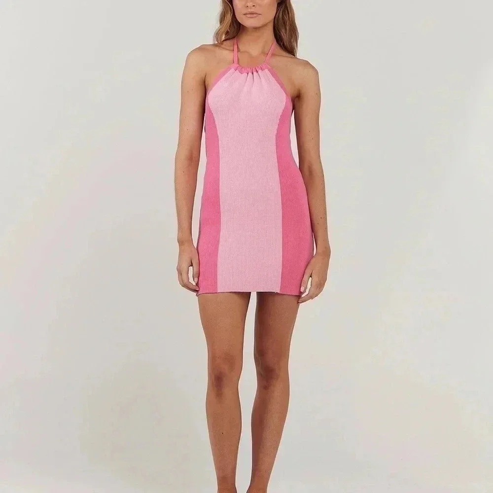 NWT Charlie Holiday halter dress Size 4 Pink Mini‎ Open Back Stretchy